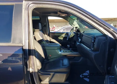 2022 Chevrolet Silverado 1500 4Wd Short Bed Lt Trail Boss z USA, uszkodzony, nr VIN 3GCUDFED0NG634299